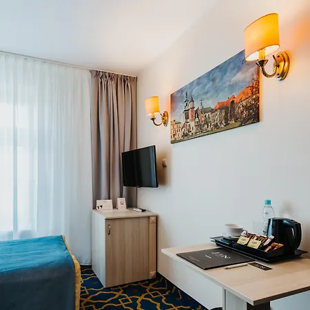 Jan Hotel 3*