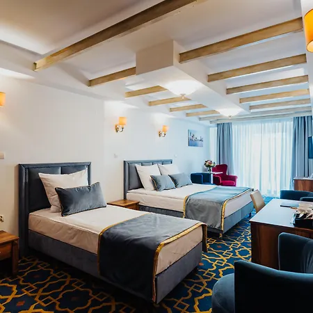 Hotel Jan 3*